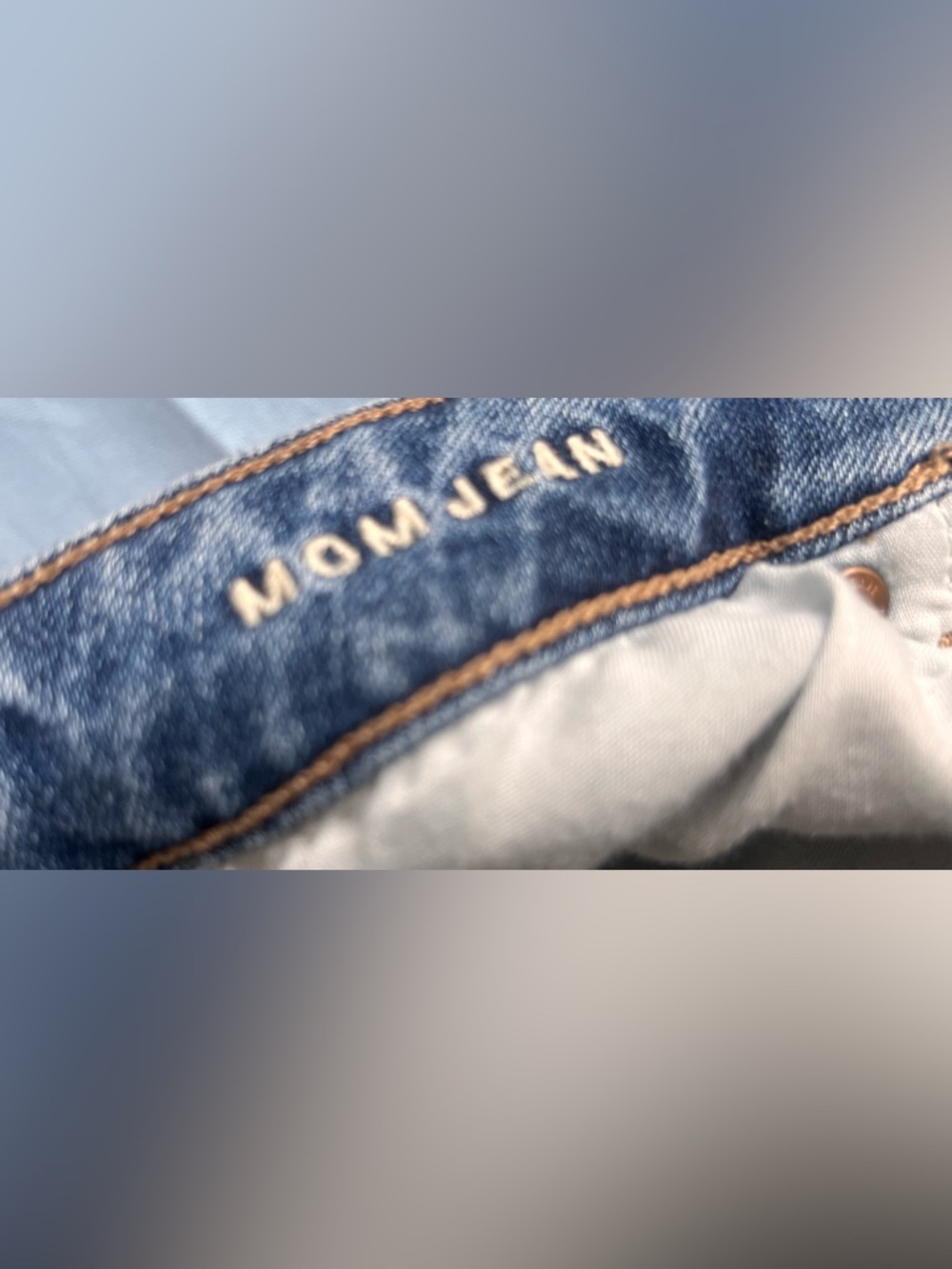 American Eagle Outfitters Womens Mom Skinny Jeans
Size 4L Dark Wash - Picture 7 of 8